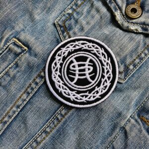 Héroes del Silencio | Heroes | Spanish Rock Band | Latin Rock | Embroidered Patch Badge Applique Iron on | Trendy | DIY | Decorative | Collectible